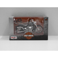 1:18 1984 Harley-Davidson FXST Softail