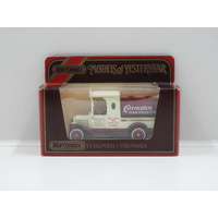 1:35 1912 Ford Model 'T' Tanker "Carnation Farm Products"