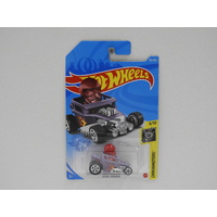 1:64 Skull Shaker - Hot Wheels 2021 Treasure Hunt Long Card