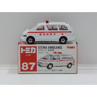 1:64 Estima Ambulance - Made in Japan