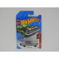 1:64 1965 Ford Galaxie - Hot Wheels 2020 Super Treasure Hunt Long Card