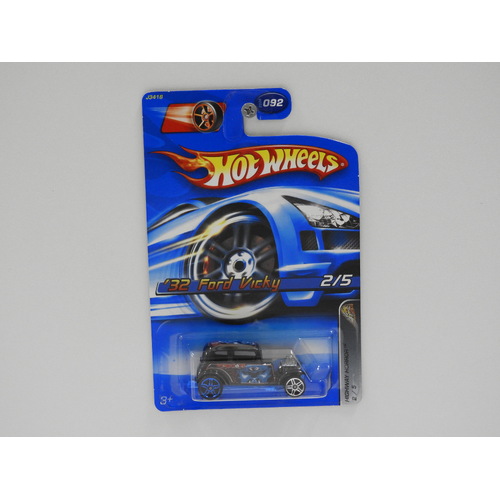 1:64 1932 Ford Vicky - 2006 Hot Wheels Long Card