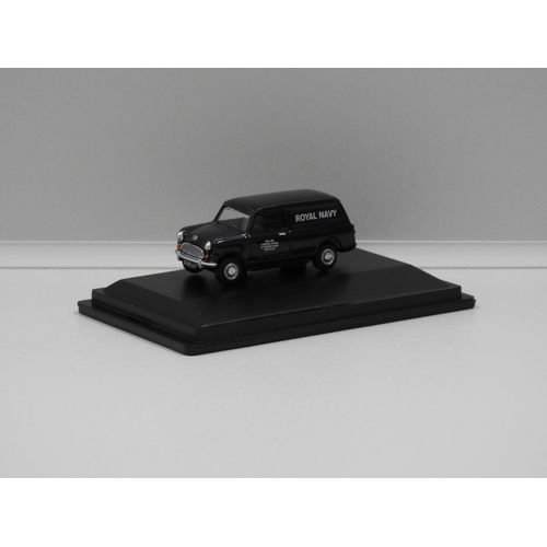 1:76 Mini Van "Royal Navy"