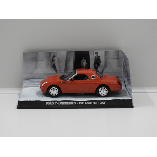 1:43 Ford Thunderbird - James Bond "Die Another Day"