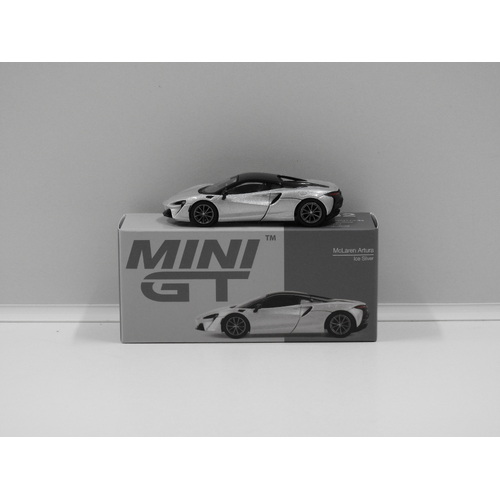 1:64 McLaren Artura (Ice Silver)