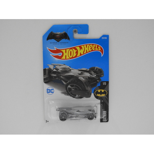 1:64 Batmobile - Hot Wheels Long Card "Batman v Superman Dawn Of Justice"