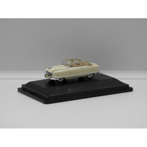 1:87 1950 Nash Rambler Custom Landau Convertible (Open) (Champagne Ivory)