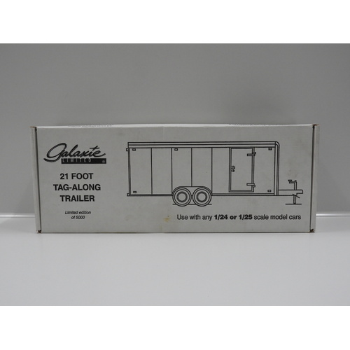 1:24/1:25 21 Foot Tag-Along Trailer