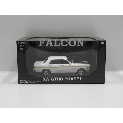 1:32 Ford XW GTHO Phase ll (Diamond White)