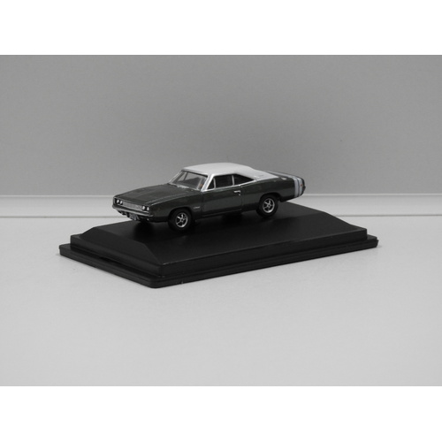 1:87 1968 Dodge Charger (Racing Green/White)