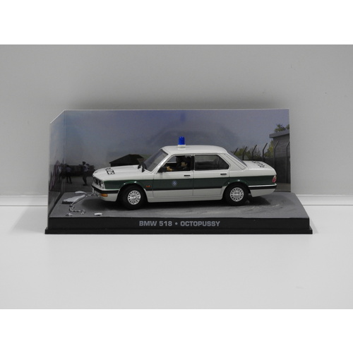1:43 BMW 518 - James Bond "Octupussy"