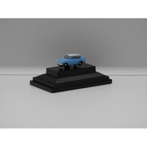 N:Gauge Ford Anglia (Caribbean Turquoise/White)
