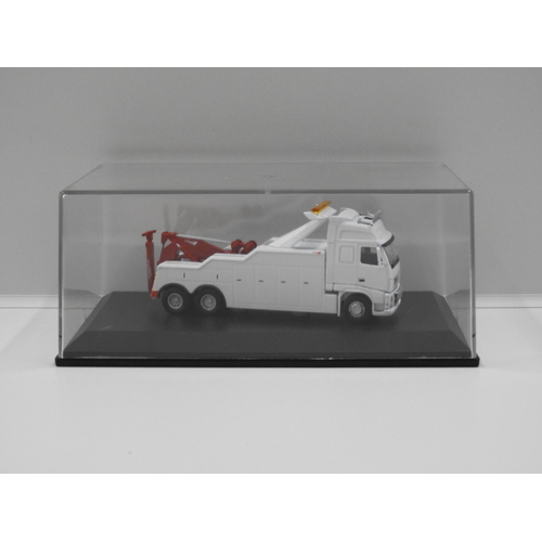 1:76 Volvo Boniface Recovery (White)