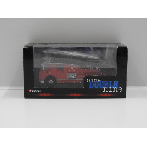 1:50 Dennis F12 Fire Engine "Belfast Fire Brigade"
