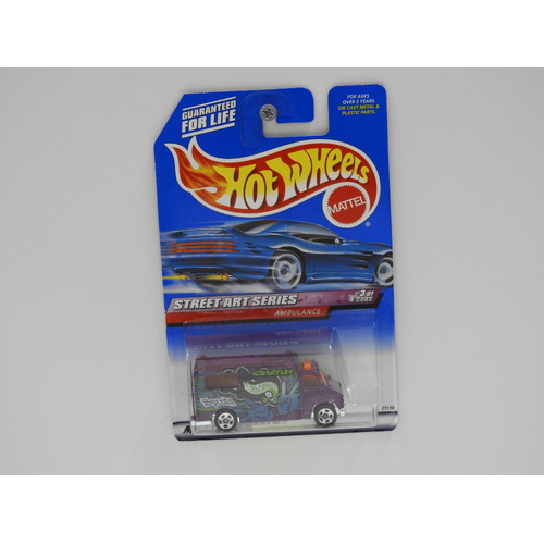 1:64 Ambulance - 1999 Hot Wheels Long Card
