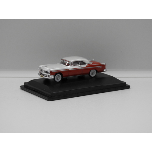 1:87 1955 Chrysler New Yorker Deluxe Coupe St.Regis (Tango Red/Platinum)