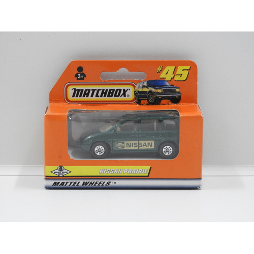 1:64 Nissan Praire - Matchbox #45