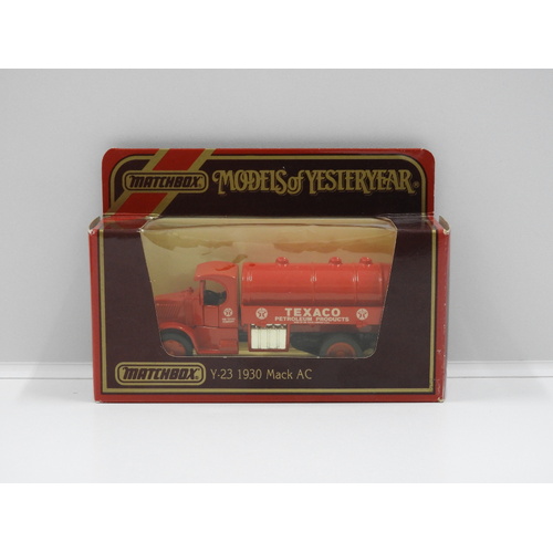 1930 Mack AC "Texaco"