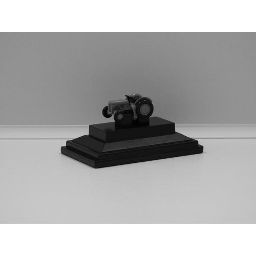 1:120 Furguson Tractor (TEA Grey)