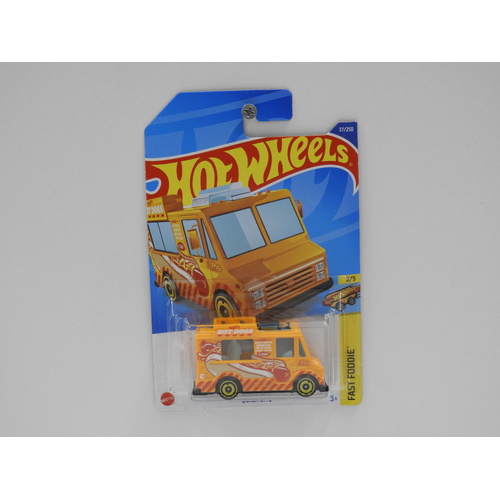 1:64 Quick Bite - Hot Wheels 2022 Treasure Hunt Long Card