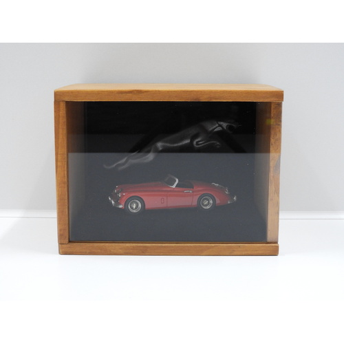 1:43 Jaguar XK 150 (Red)