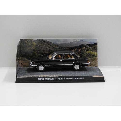 1:43 Ford Taunus - James Bond "The Spy Who Loved Me"