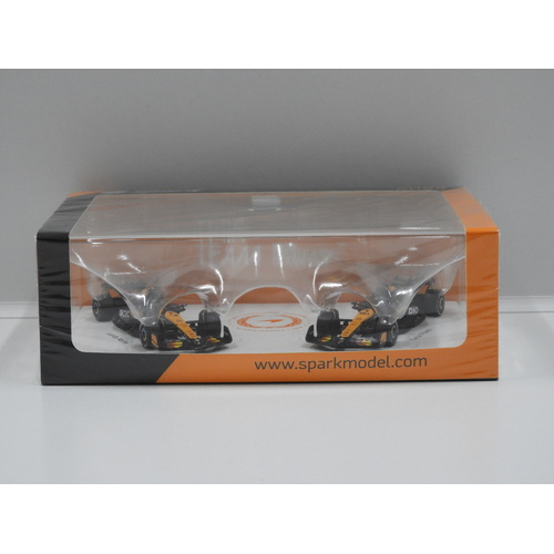 1:64 McLaren MCL38 Formula 1 Constructors Champion 2024 (Lando Norris) #4 & (Oscar Piastri) #81