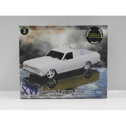 1:24 Ford XW Custom Slammed Falcon Ute with 351 engine & Standard Bonnet "Plastic Model Kit"