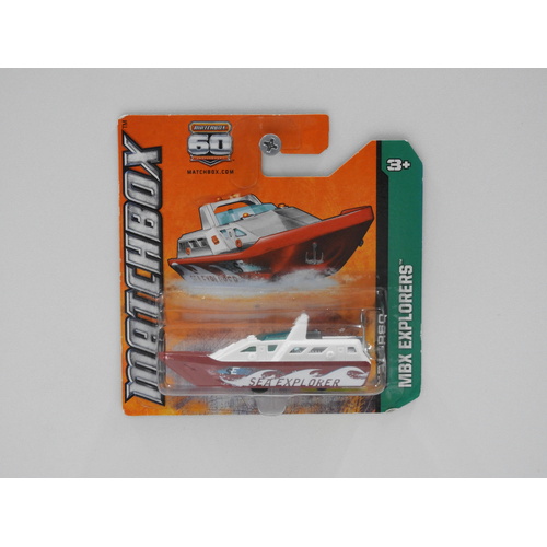 1:64 MBX RSQ Sea Explorer (Red/White) - Matchbox Short Card