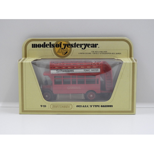 1:72 1922 A.E.C. "S" Type Omnibus "Schweppes Tonic Water"