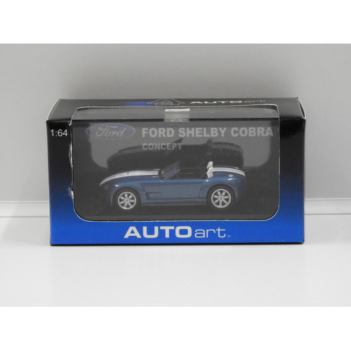 1:64 2024 Ford Shelby Cobra Concept Car (Ebony/Bright Argent Stripe)